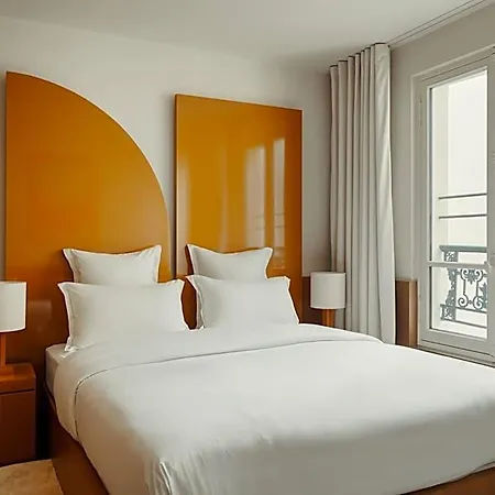 Edgar - Bouchardon 4* Paříž