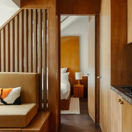 Hotel apartamentowy Edgar - Bouchardon 4*