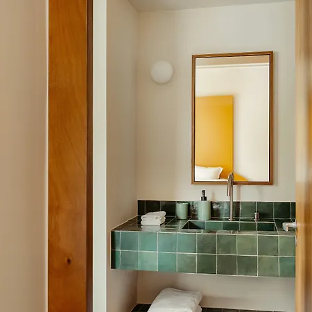 Hotel apartamentowy Edgar - Bouchardon