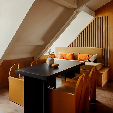 Hotel apartamentowy Edgar - Bouchardon 4*