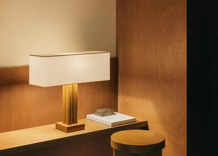 Edgar - Bouchardon Appart hôtel 4*