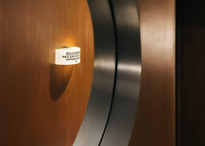 Appart hôtel Edgar - Bouchardon 4*